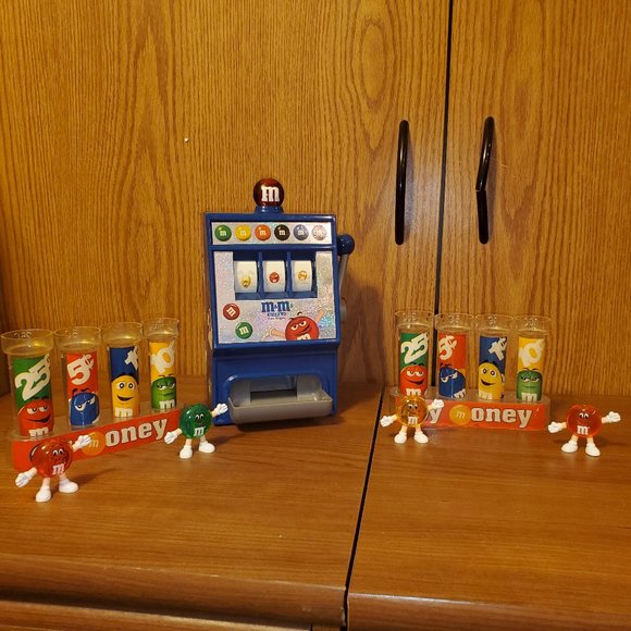 🌺🌺🌺SOLD🌺🌺🌺 M&M's Las Vegas Slot Machine - Picture 14 of 16